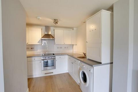 2 bedroom apartment to rent, Cowleaze, Chippenham