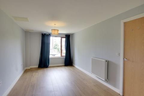 2 bedroom apartment to rent, Cowleaze, Chippenham