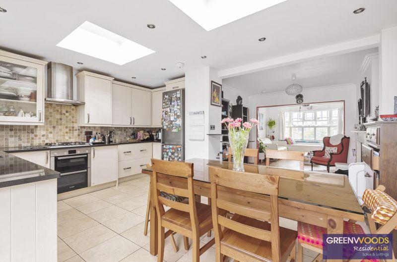 Durlston Road, Kingston Upon Thames, KT2 4 bed terraced house £3,300 pcm (£762 pw)