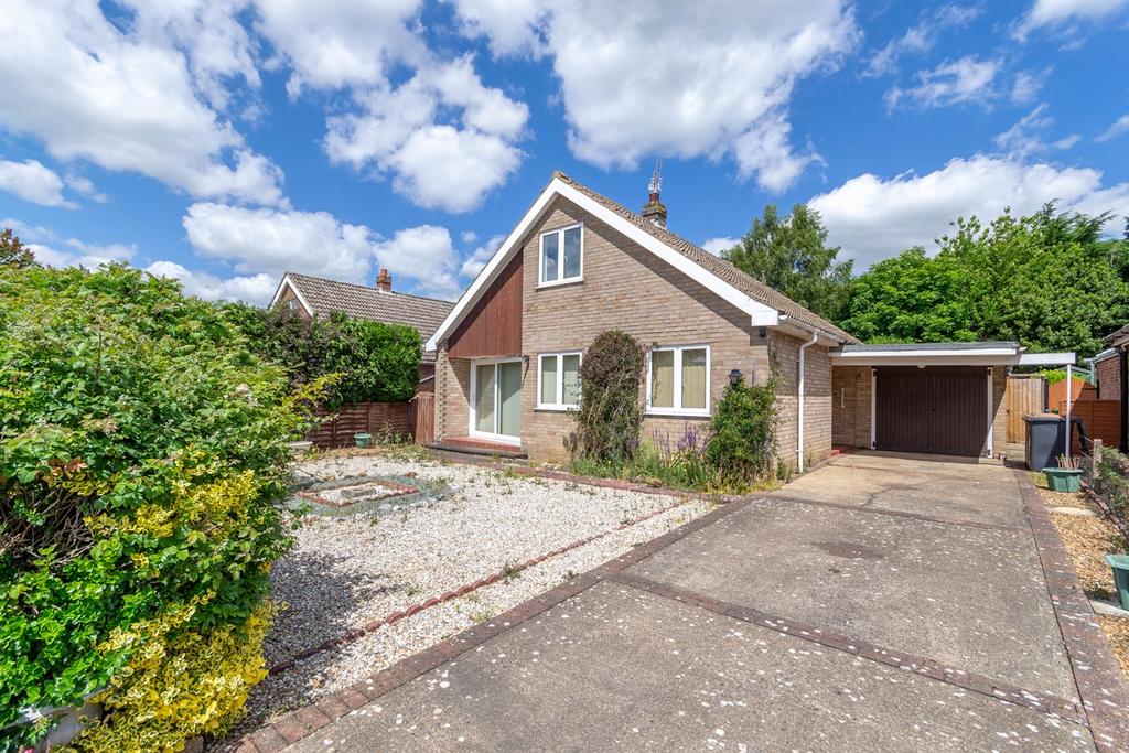 Heath Rise, Fakenham, NR21 3 bed chalet £275,000