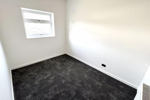 2 bedroom terraced house to rent, Stafford Road, Manchester, M27