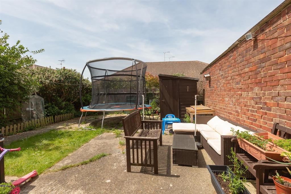 High Street, Garlinge, Margate 2 bed flat £225,000