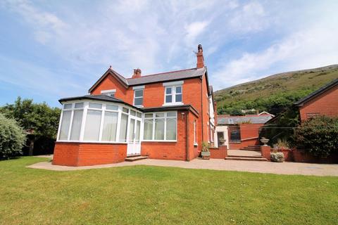 4 bedroom detached house to rent - Cwm Road, Dyserth, LL18