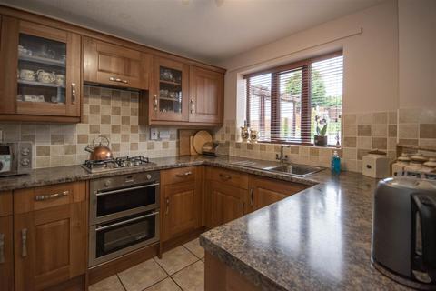 3 bedroom detached house for sale, Smale Rise, Oswestry