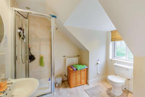 40 Harrington Walk, Lichfield, WS13 7UY