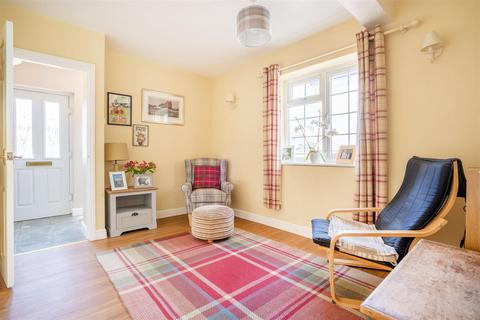 16 Hardwick Road, Hethe, Bicester, OX27 8EY