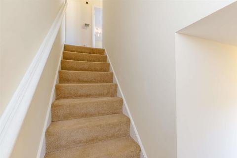 123 Chesterfield Road, Lichfield, WS14 0AA