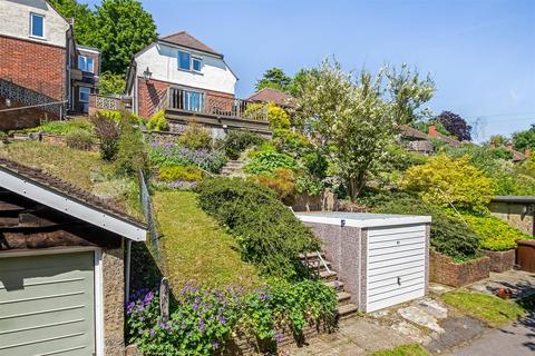 63 Milner Road, Caterham, CR3 6JR