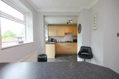 38 Arkle, Dosthill, Tamworth, B77 1NE