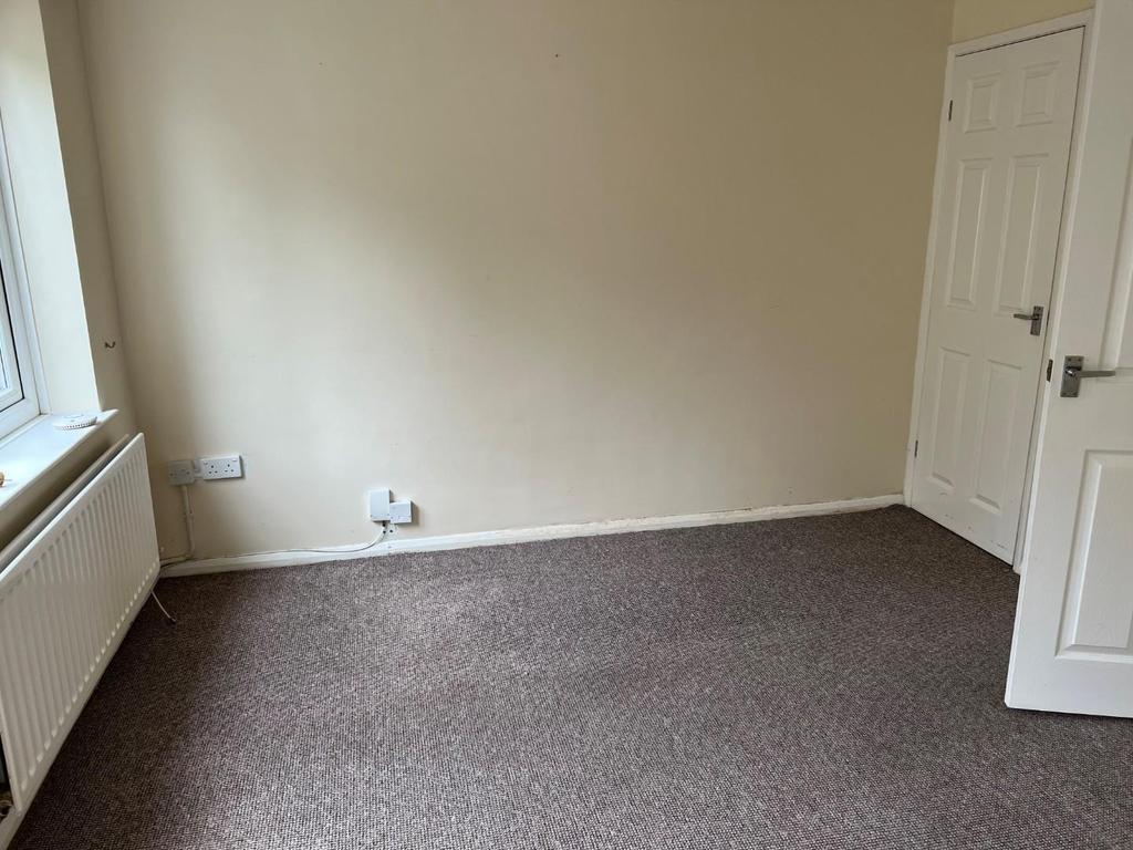 Living Room 2.jpg