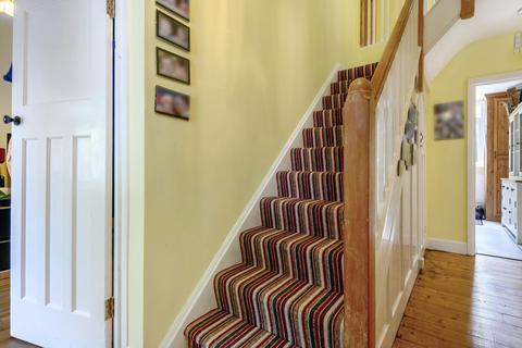 13 Byron Crescent, Bedford, MK40 2BD