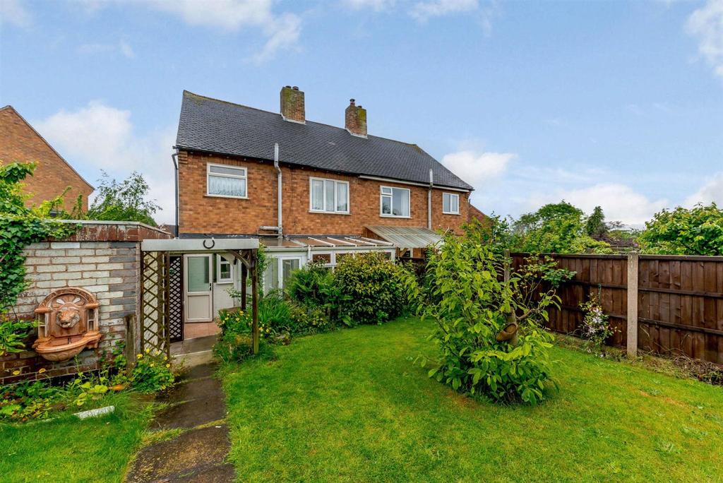 St. Michael Road, Lichfield, Staffordshire 3 bed semidetached house