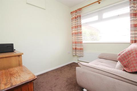 8 Maple Drive, Kingsbury, Tamworth, B78 2PL