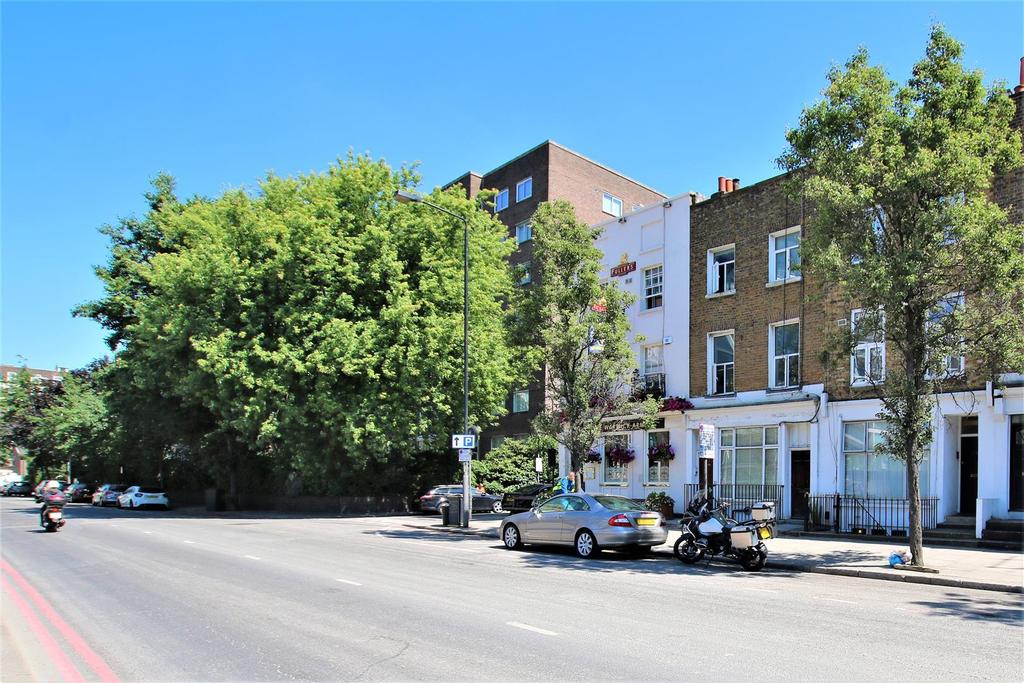 Warwick Road, W14 1 bed flat - £1,525 pcm (£352 pw)