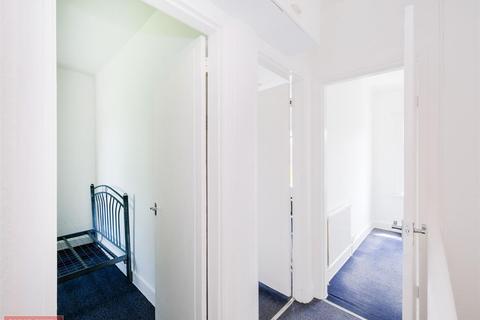 3 bedroom flat for sale - Warner Road, Walthamstow, E17