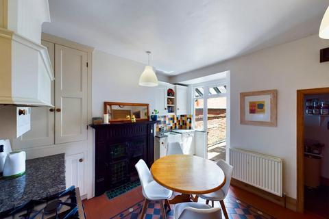 5 bedroom terraced house for sale - Christchurch Road, Abington, Northampton, NN1