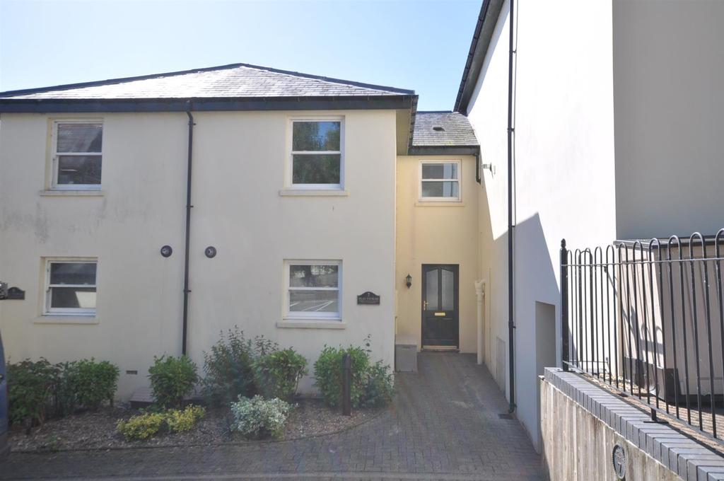 Plas Ystrad, Johnstown, Carmarthen 2 bed terraced house £149,000
