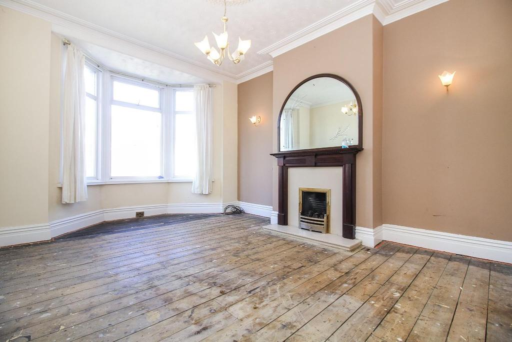 Cambridge Avenue, Whitley Bay 4 bed £160,000