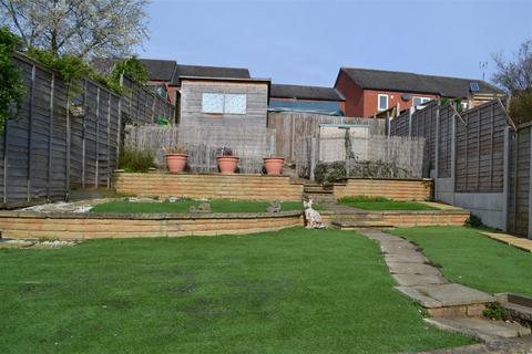 25 Manley Road, Lichfield, WS13 6TF
