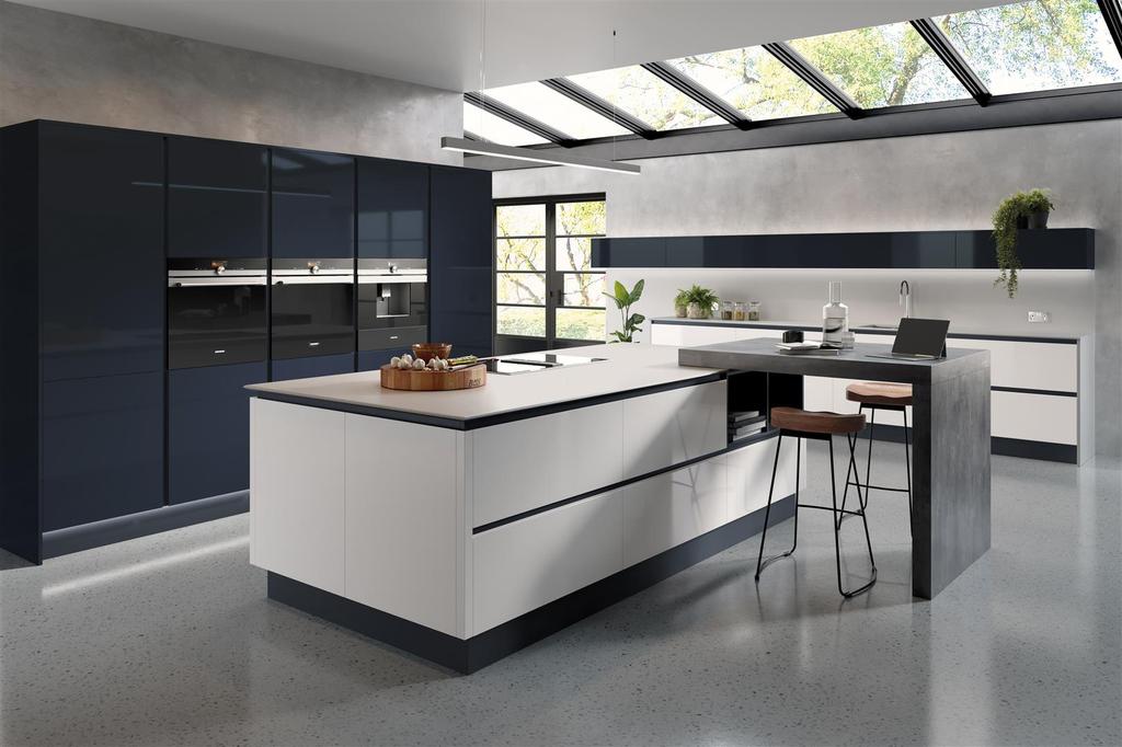 Oblique Gloss White and Indigo Blue.jpg