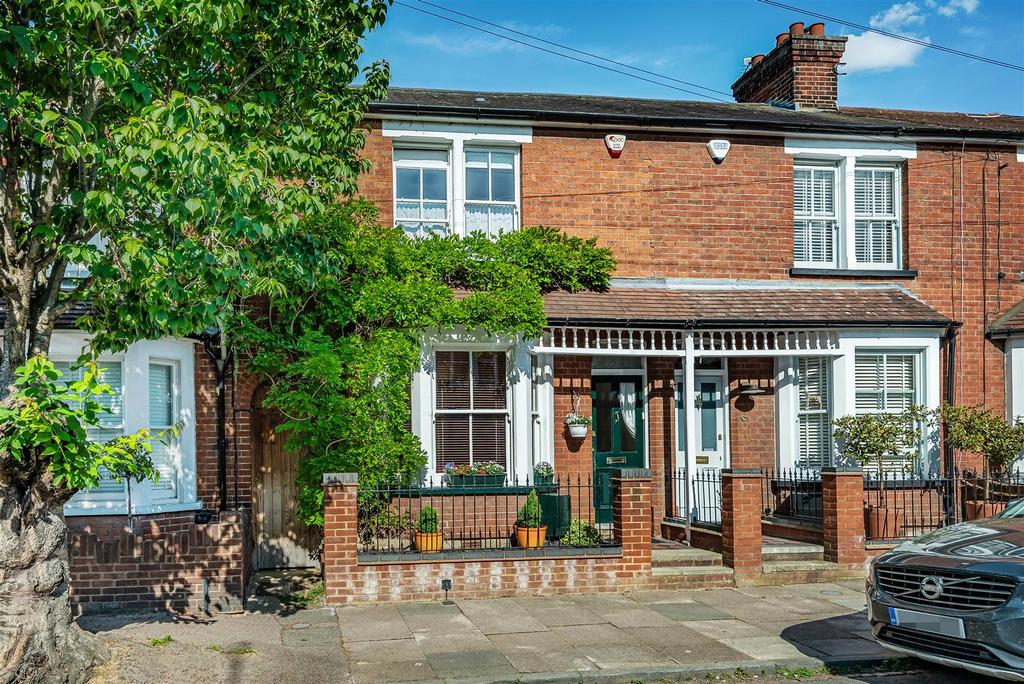 Denmark Street, Bedford 2 bed terraced house £350,000