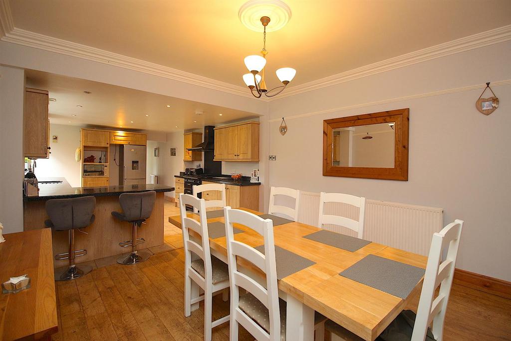 Open Plan Kitchen Diner