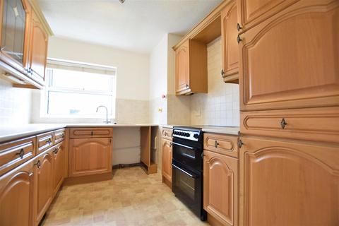 2 bedroom apartment for sale - Wynbrook Court
