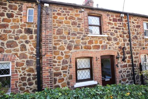 2 bedroom terraced house to rent - Maidstone Road, Wrotham Heath, Kent TN15 7RX