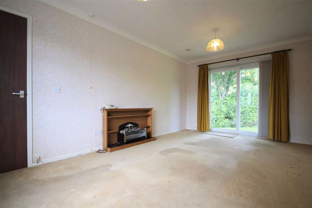 Cheedale Close, Loundsley Green, Chesterfield, S40 2 bed semidetached