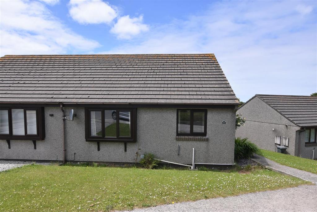 The Paddock, Redruth 2 bed semidetached bungalow £250,000