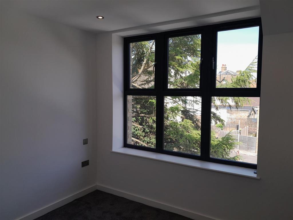 Cavendish Street Ramsgate 2 Bed Flat 1 000 Pcm 231 Pw 