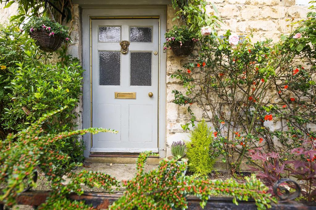 High Street, South Woodchester, Stroud 3 bed semi-detached house - £400,000