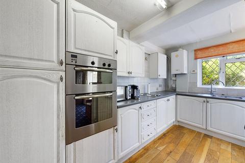 121 Allington Drive, Rochester, ME2 3TA