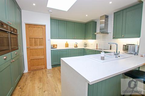 36 Neylond Crescent, Norwich, NR6 5QF