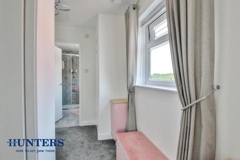55 Ashfield Crescent, Springhead, Oldham, OL4 4NX