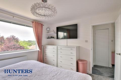55 Ashfield Crescent, Springhead, Oldham, OL4 4NX