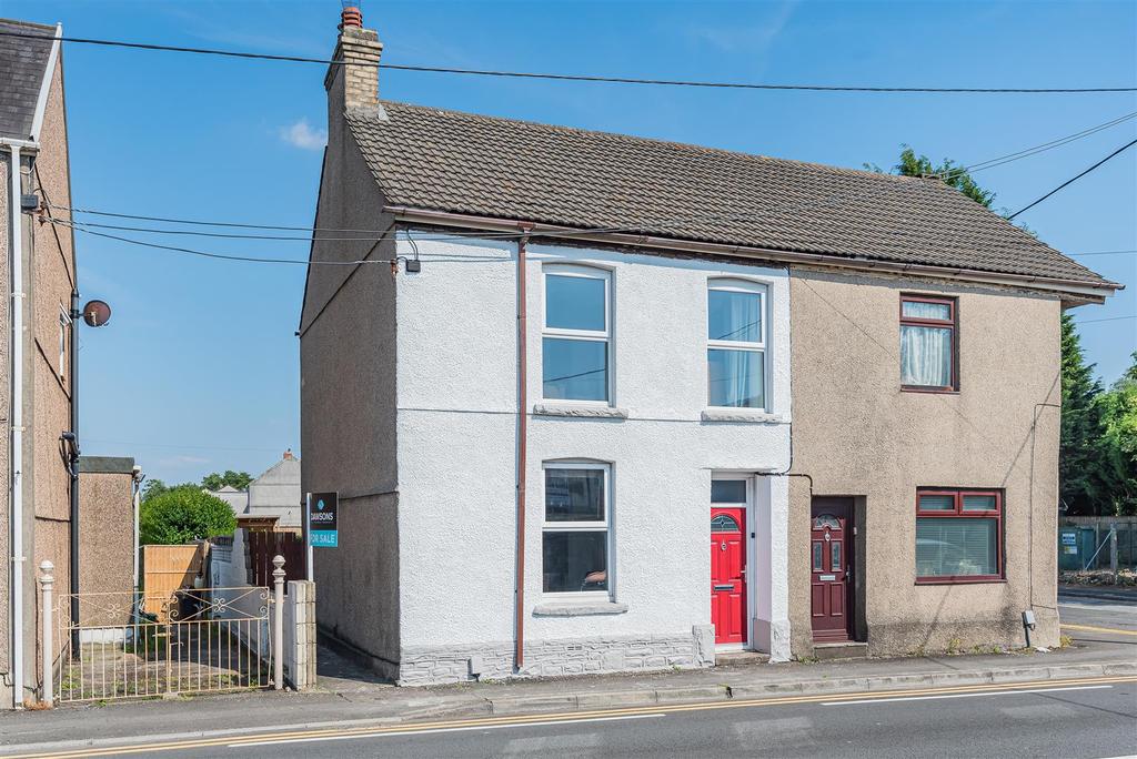 Victoria Road, Gowerton, Swansea 2 bed semidetached house for sale £