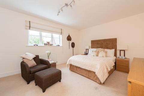 26 Horton Crescent, Epsom, KT19 8AA