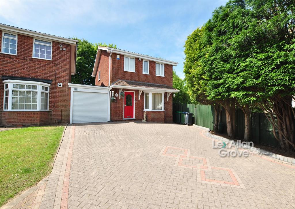 Sandringham Drive, Rowley Regis 3 bed detached house £350,000