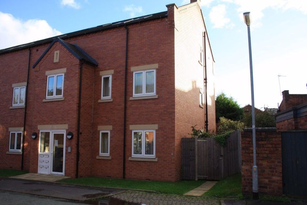 Victoria Court, Albert Terrace, Stafford, Staffordshire, ST16 3EW 2 bed apartment £550 pcm (£