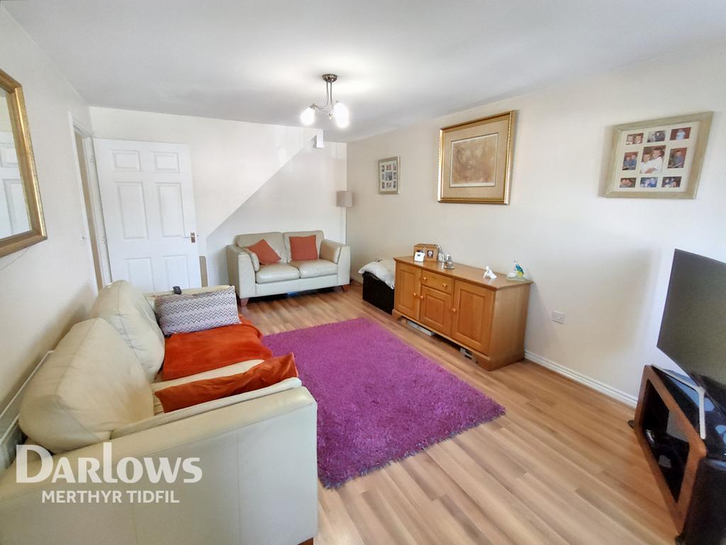 Hawthorn Drive, Merthyr Tydfil 3 bed semidetached house £250,000