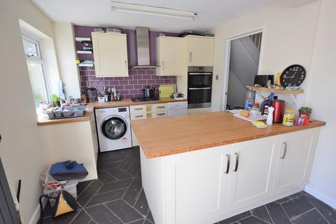 3 bedroom end of terrace house for sale, Marryat Road, New Milton, Hampshire. BH25 5LW