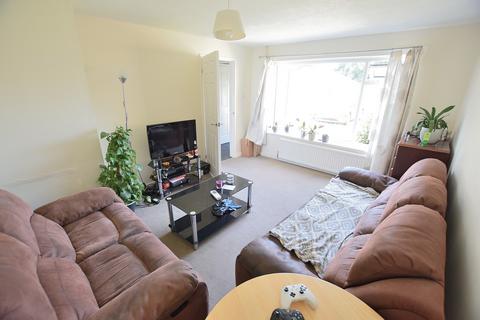 3 bedroom end of terrace house for sale, Marryat Road, New Milton, Hampshire. BH25 5LW