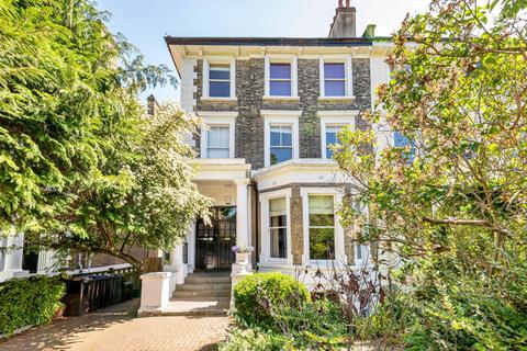 58b Thicket Road, London, SE20 8DR