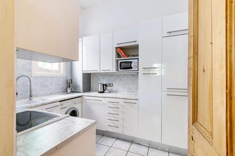 58b Thicket Road, London, SE20 8DR