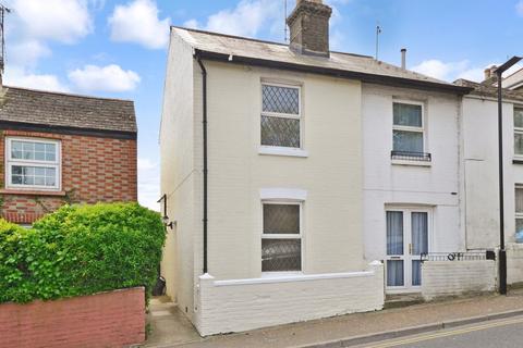 2 bedroom end of terrace house to rent - Park Road Ryde PO33