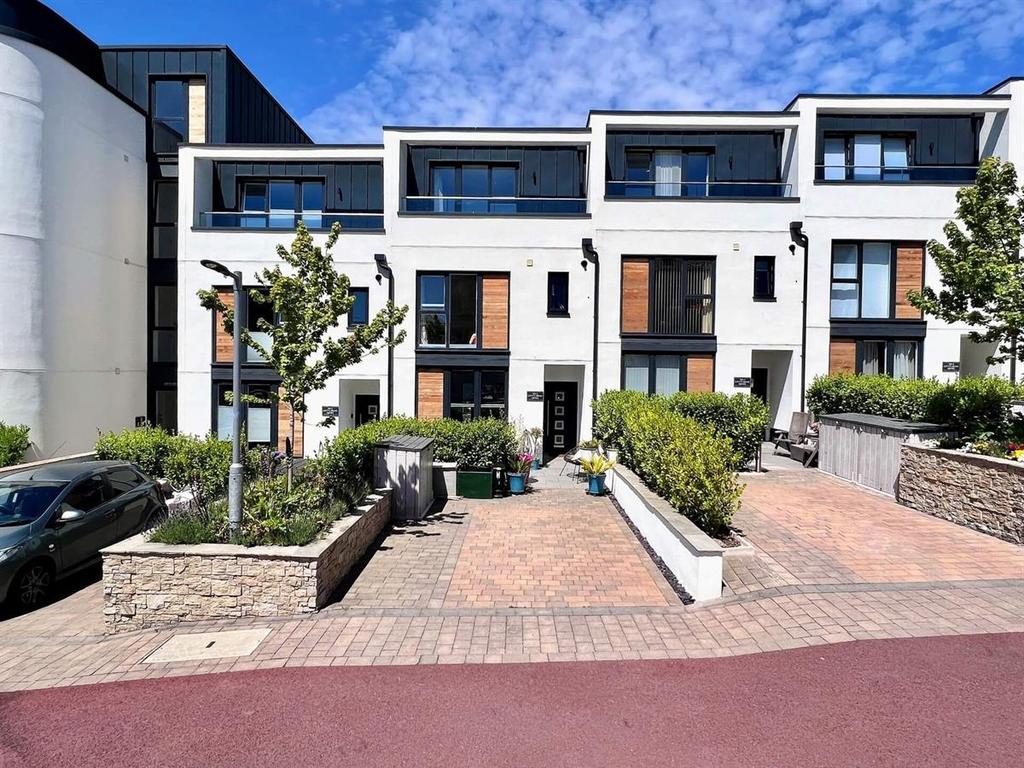 Livvy Dean Mews, St. Marychurch, Torquay 4 bed terraced house £500,000