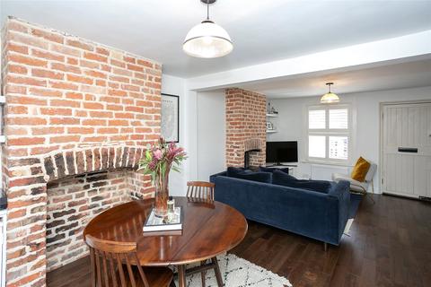 17 Park Road, Bushey, WD23 3EE