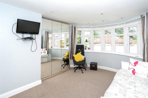 34 Richmond Gardens, Harrow, HA3 6AJ