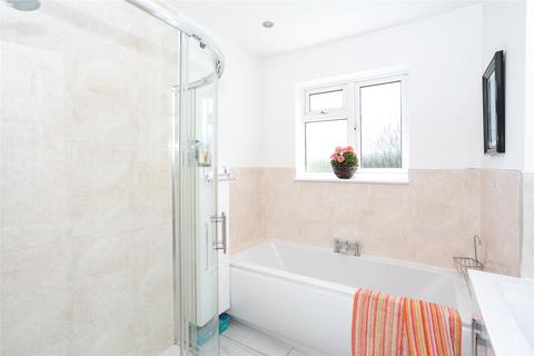 34 Richmond Gardens, Harrow, HA3 6AJ